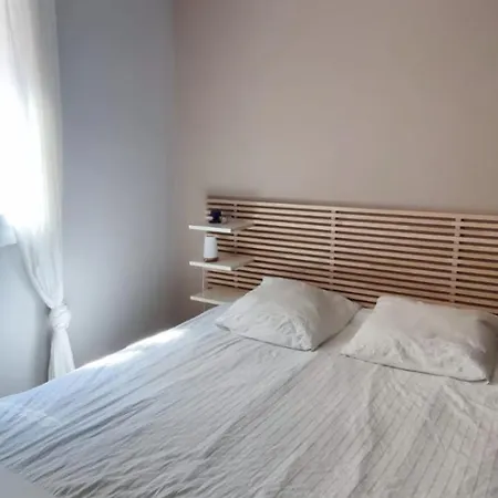 Appart, 6 Pers Centre Touristique * Toulon